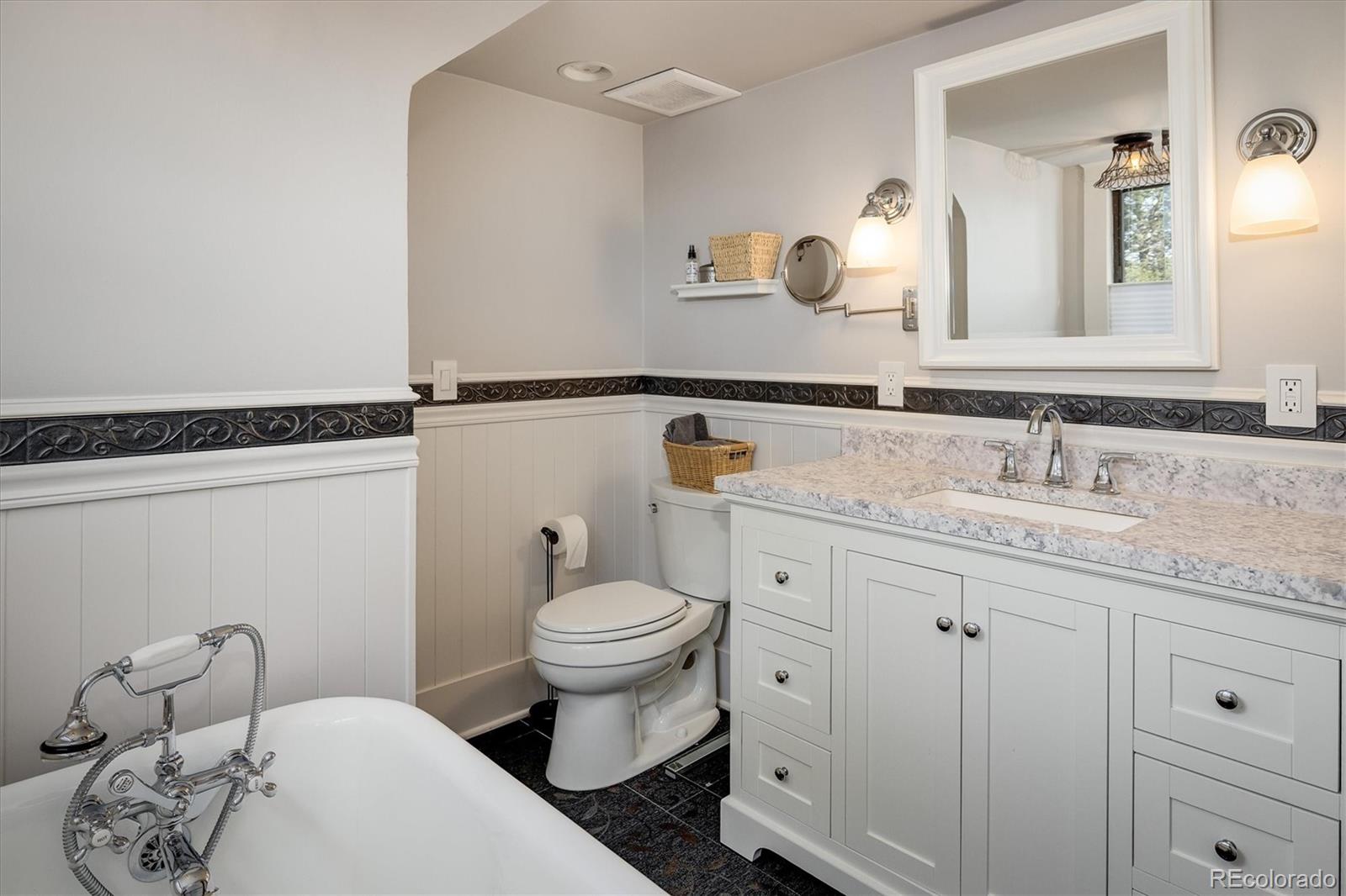 MLS Image #20 for 3943  newton street,denver, Colorado