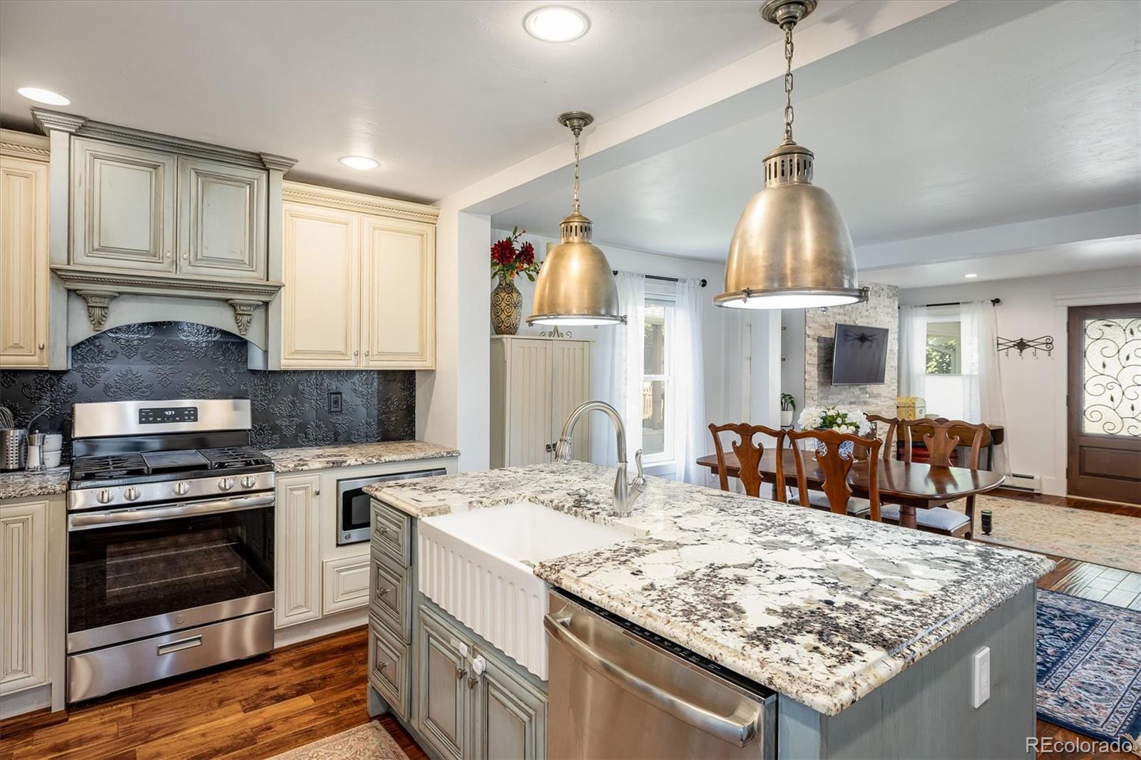 MLS Image #6 for 3943  newton street,denver, Colorado