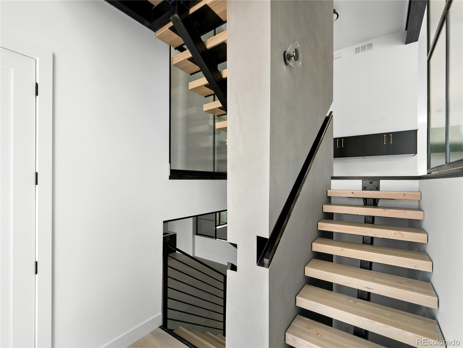 MLS Image #30 for 5052  nile court,golden, Colorado