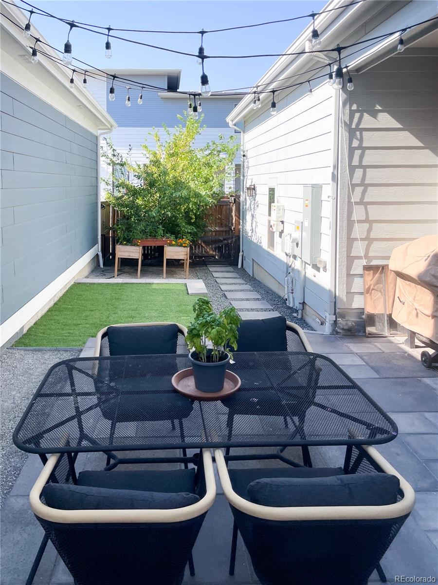MLS Image #23 for 10033 e 60th avenue,denver, Colorado