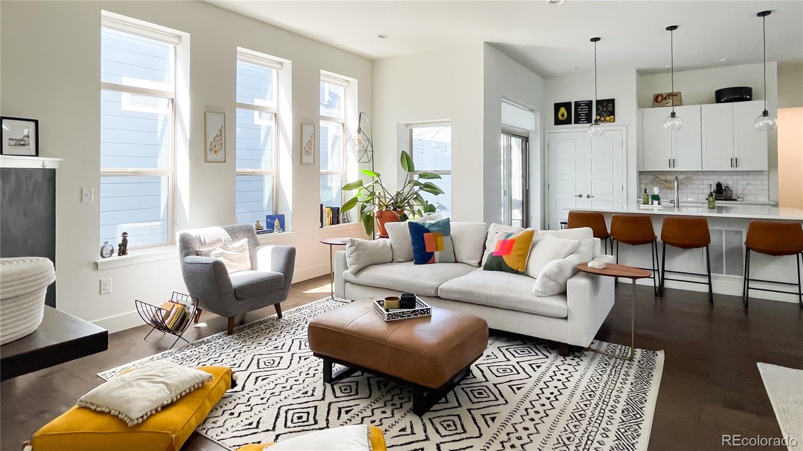 MLS Image #4 for 10033 e 60th avenue,denver, Colorado