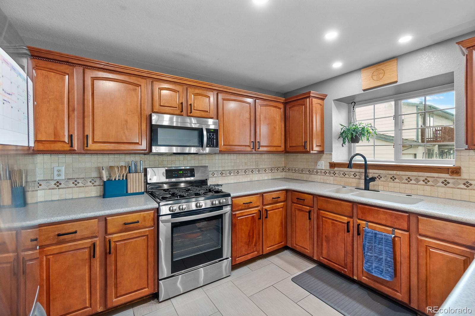 MLS Image #23 for 8544 s upham way,littleton, Colorado