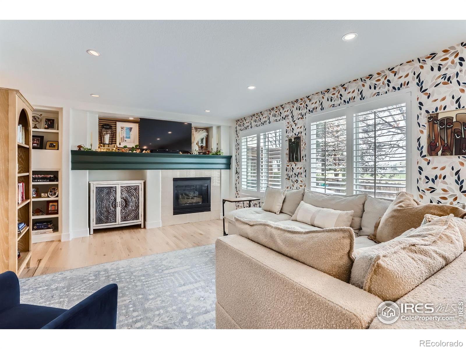 MLS Image #6 for 1405  clover creek drive,longmont, Colorado