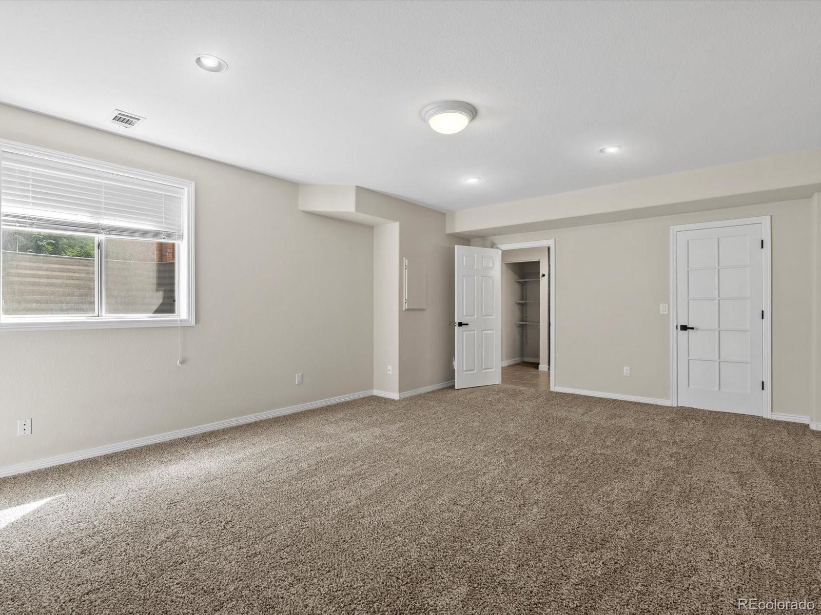 MLS Image #43 for 8425  green island circle,lone tree, Colorado