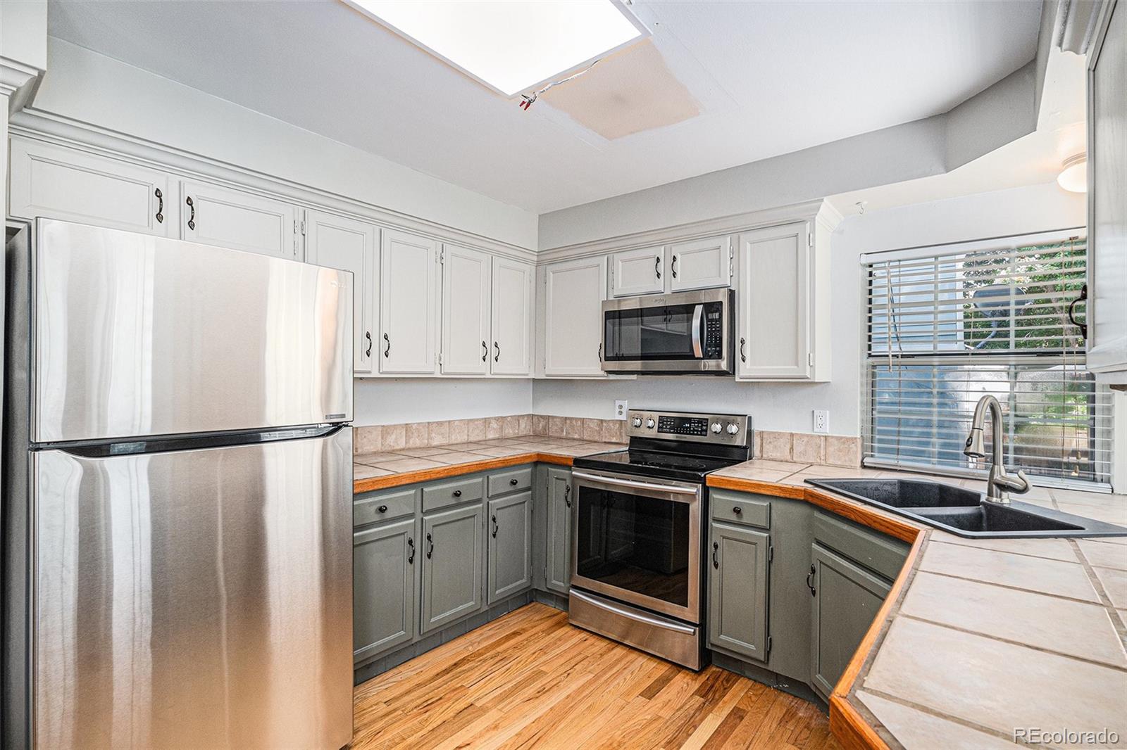 MLS Image #15 for 11022  trailrider pass,littleton, Colorado