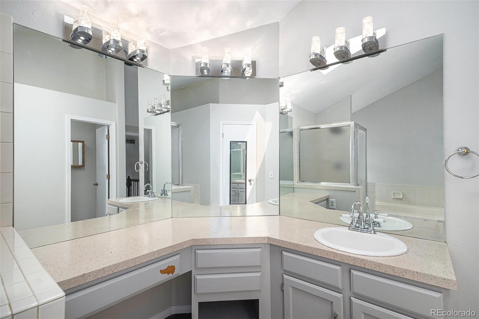MLS Image #27 for 11022  trailrider pass,littleton, Colorado
