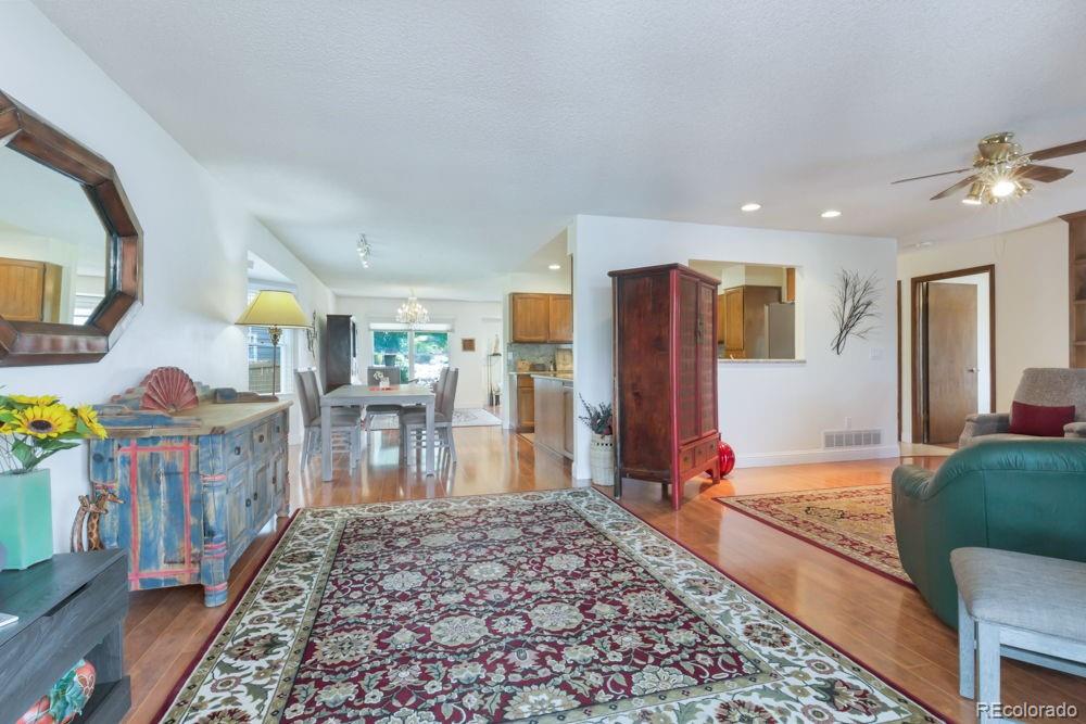 MLS Image #10 for 12193 e harvard drive,aurora, Colorado
