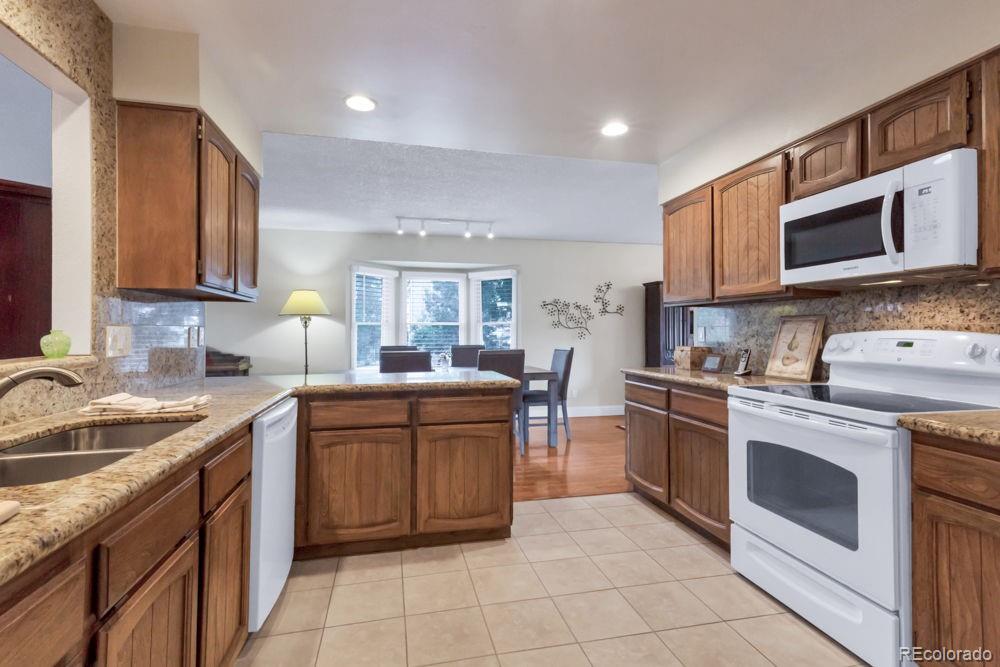 MLS Image #9 for 12193 e harvard drive,aurora, Colorado