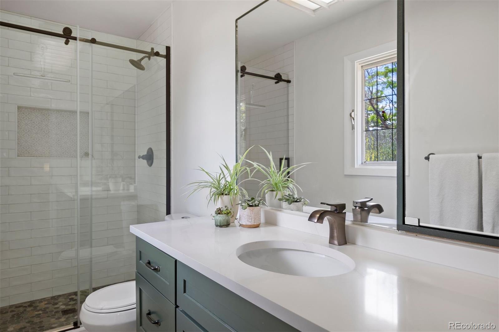 MLS Image #17 for 2711 s fenton street,denver, Colorado