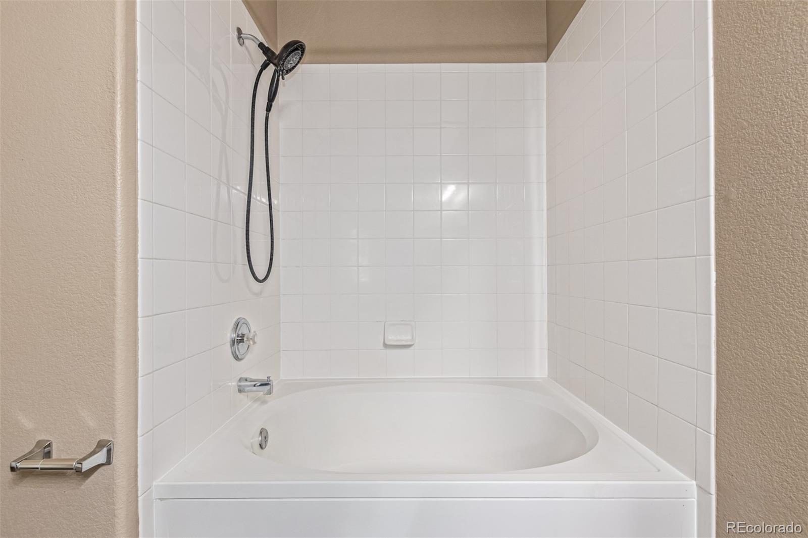 MLS Image #18 for 8427 s hoyt way 107,littleton, Colorado