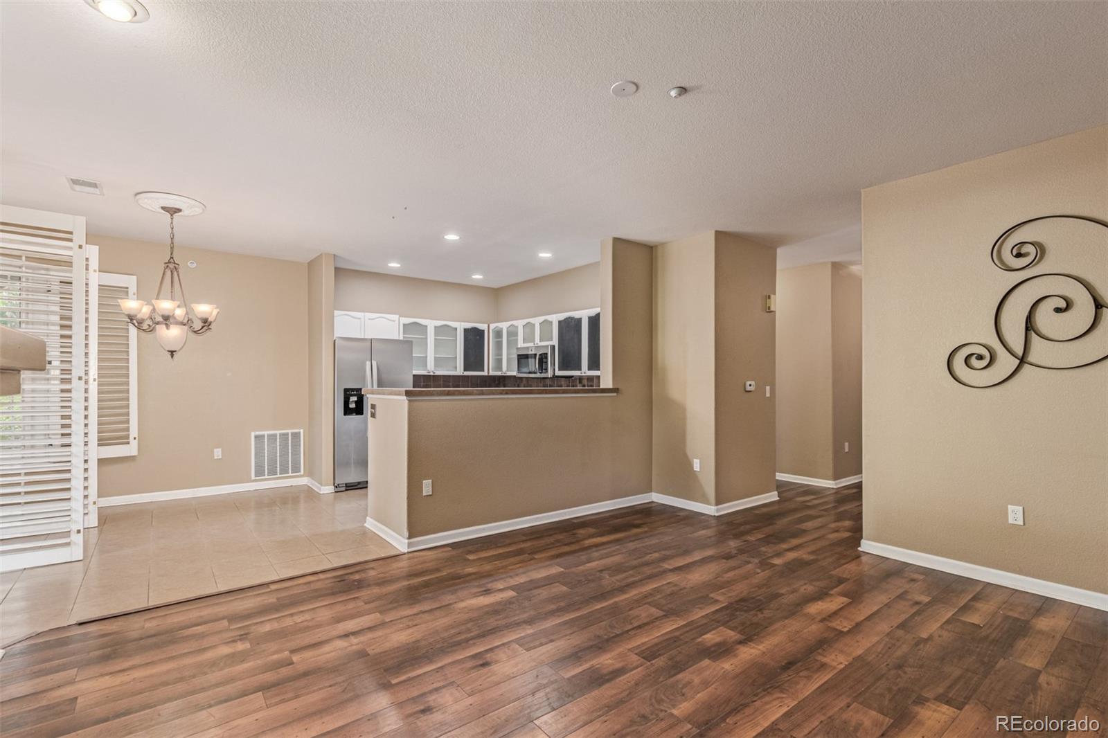 MLS Image #6 for 8427 s hoyt way 107,littleton, Colorado