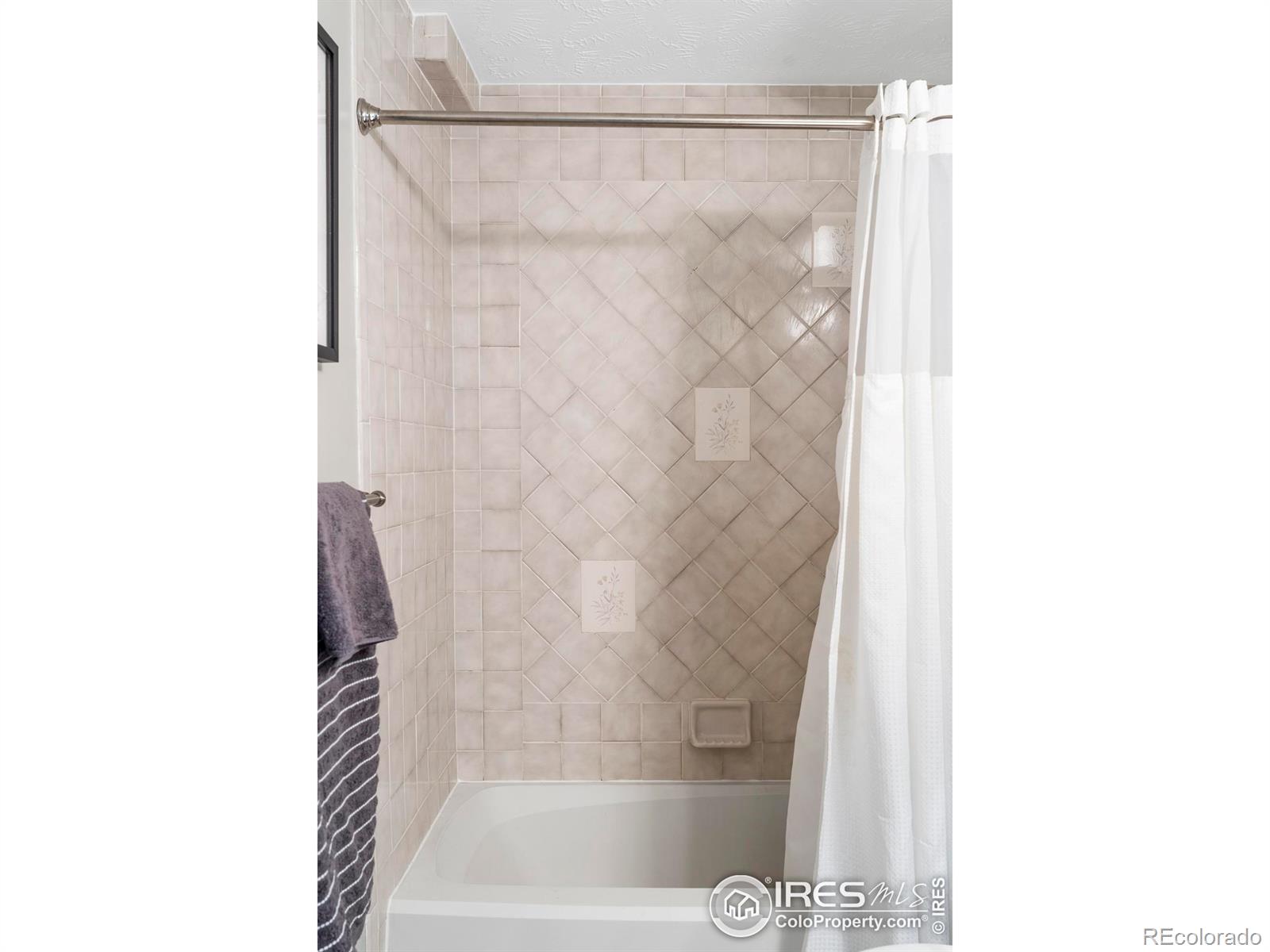 MLS Image #22 for 2325 n shore drive,longmont, Colorado