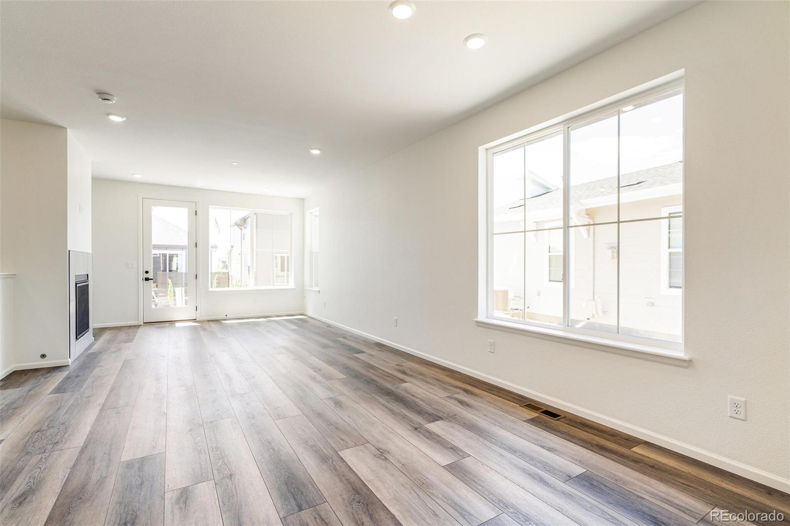 MLS Image #7 for 9265  cathay court,commerce city, Colorado