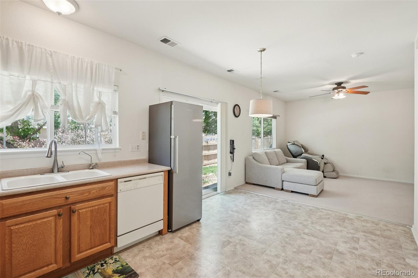 MLS Image #4 for 7371 s mobile street,aurora, Colorado