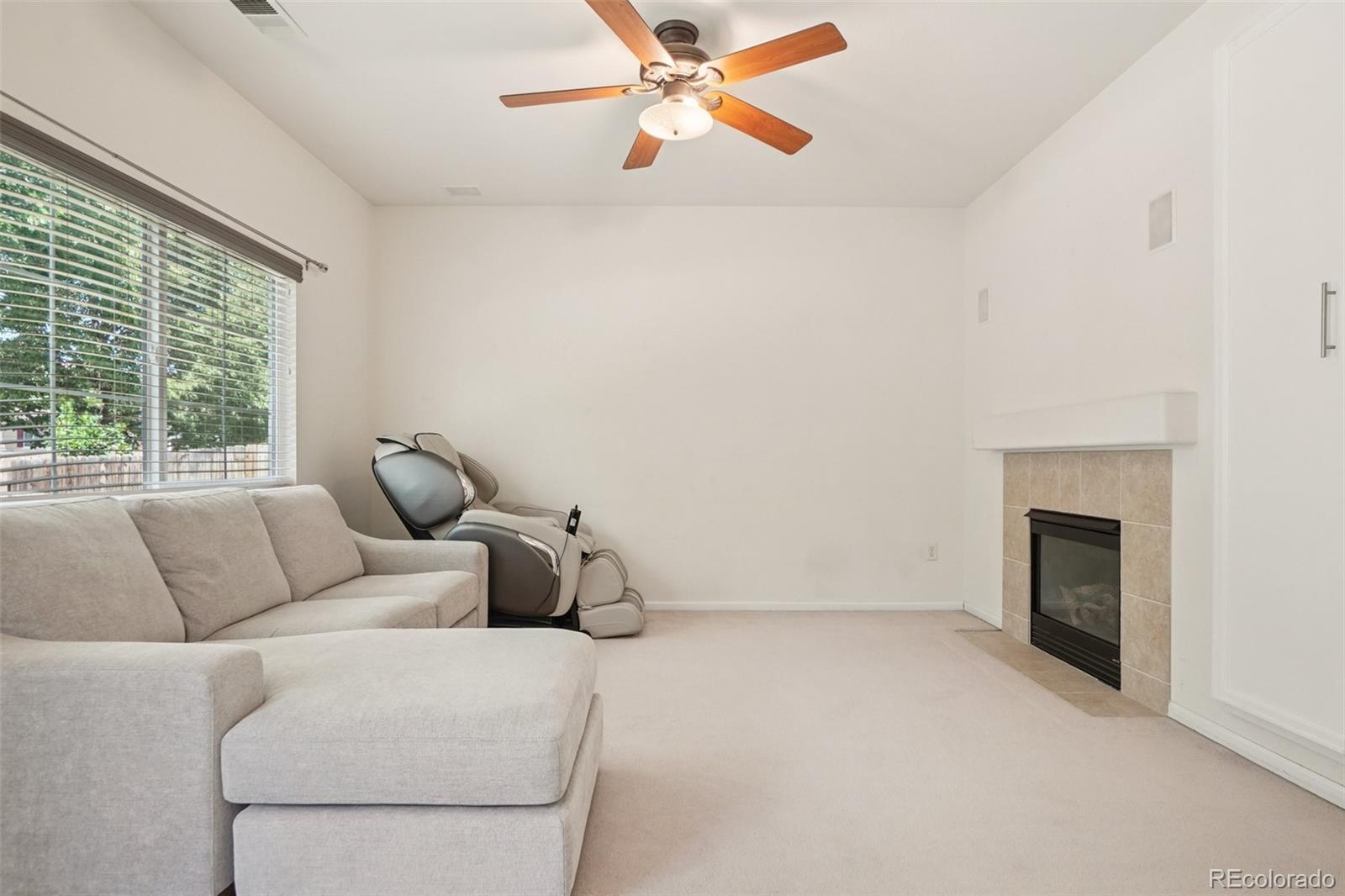 MLS Image #5 for 7371 s mobile street,aurora, Colorado