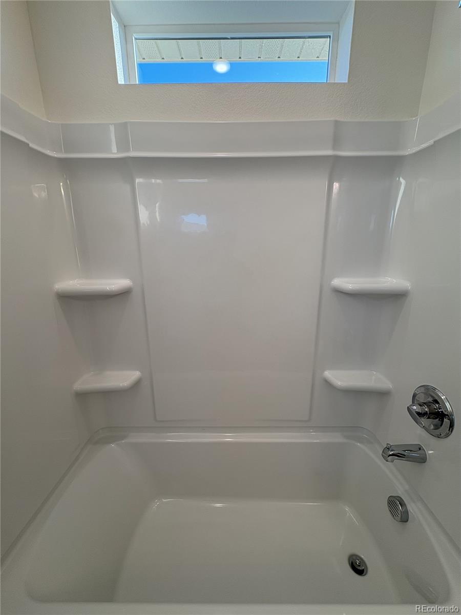 MLS Image #36 for 22023 e 38th place,aurora, Colorado