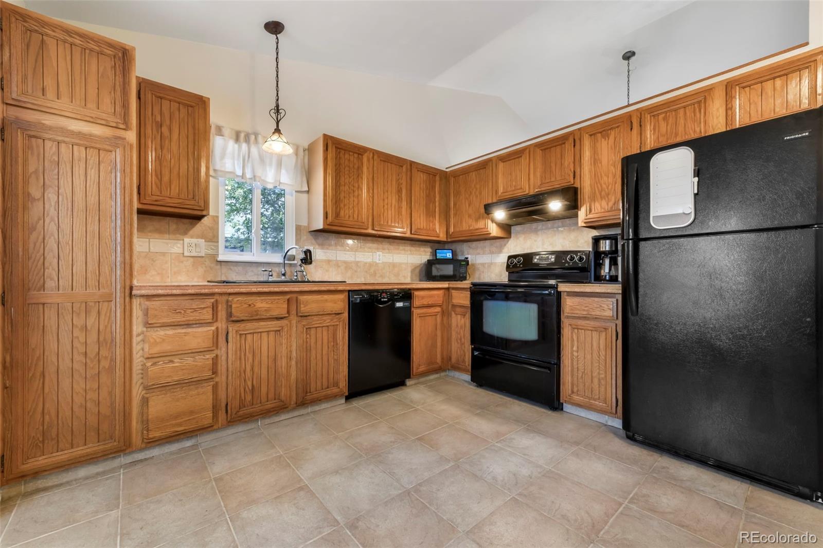 MLS Image #24 for 1024  bromefield drive,fountain, Colorado