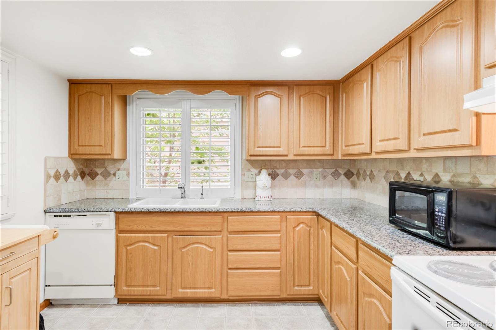 MLS Image #11 for 4034 s atchison way,aurora, Colorado