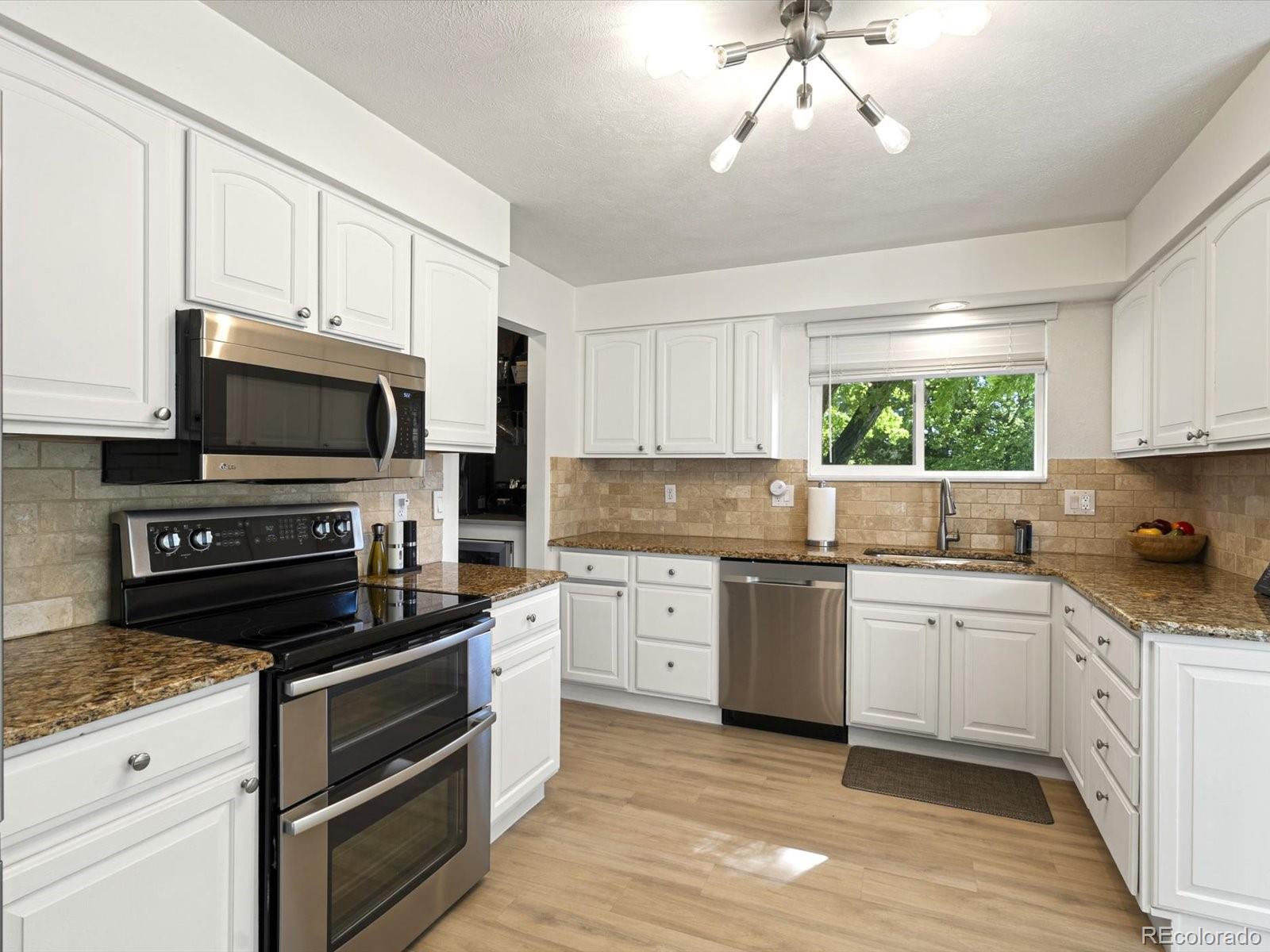 MLS Image #11 for 8915 w quarto place,littleton, Colorado