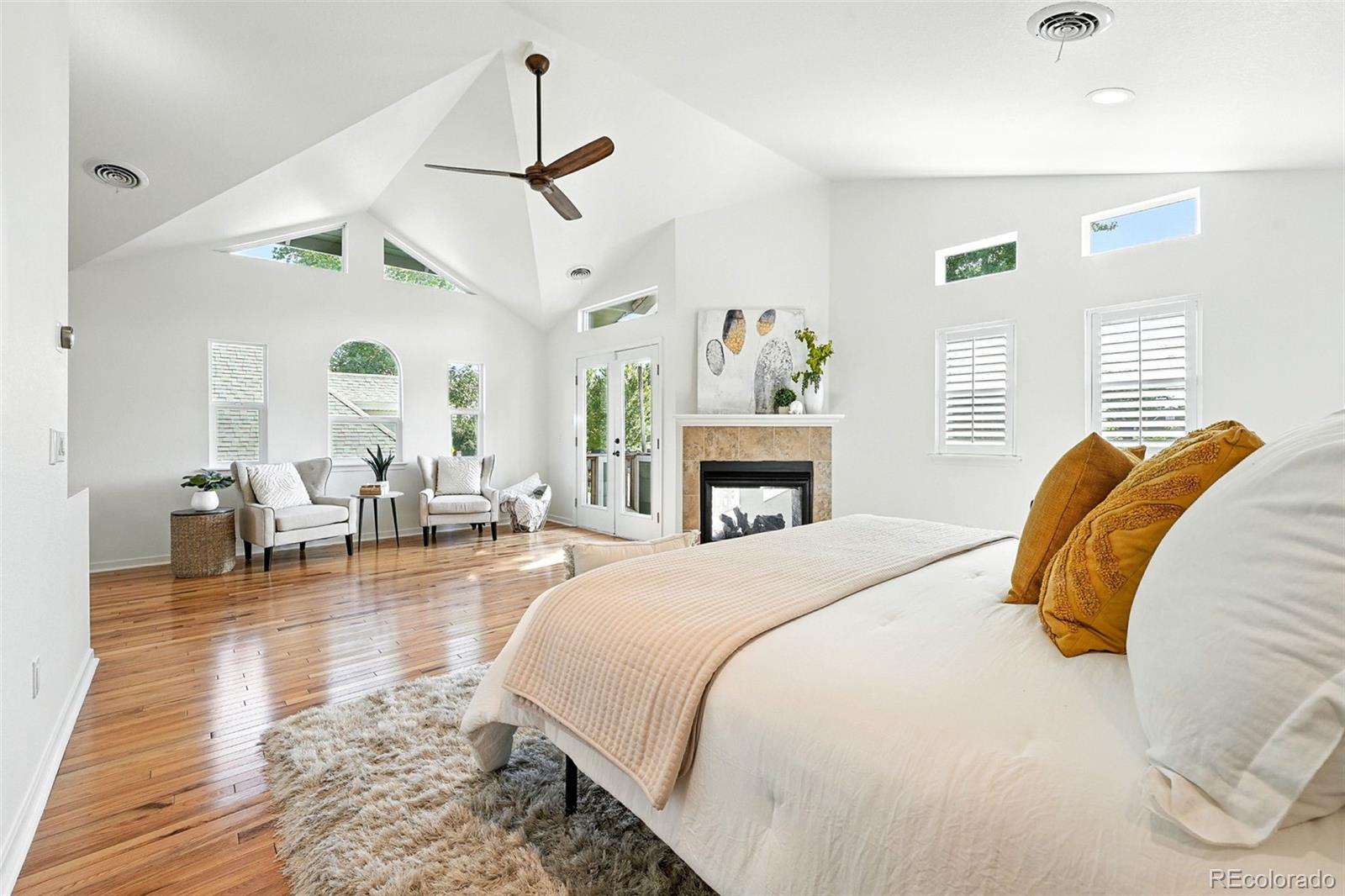 MLS Image #4 for 554 s logan street,denver, Colorado