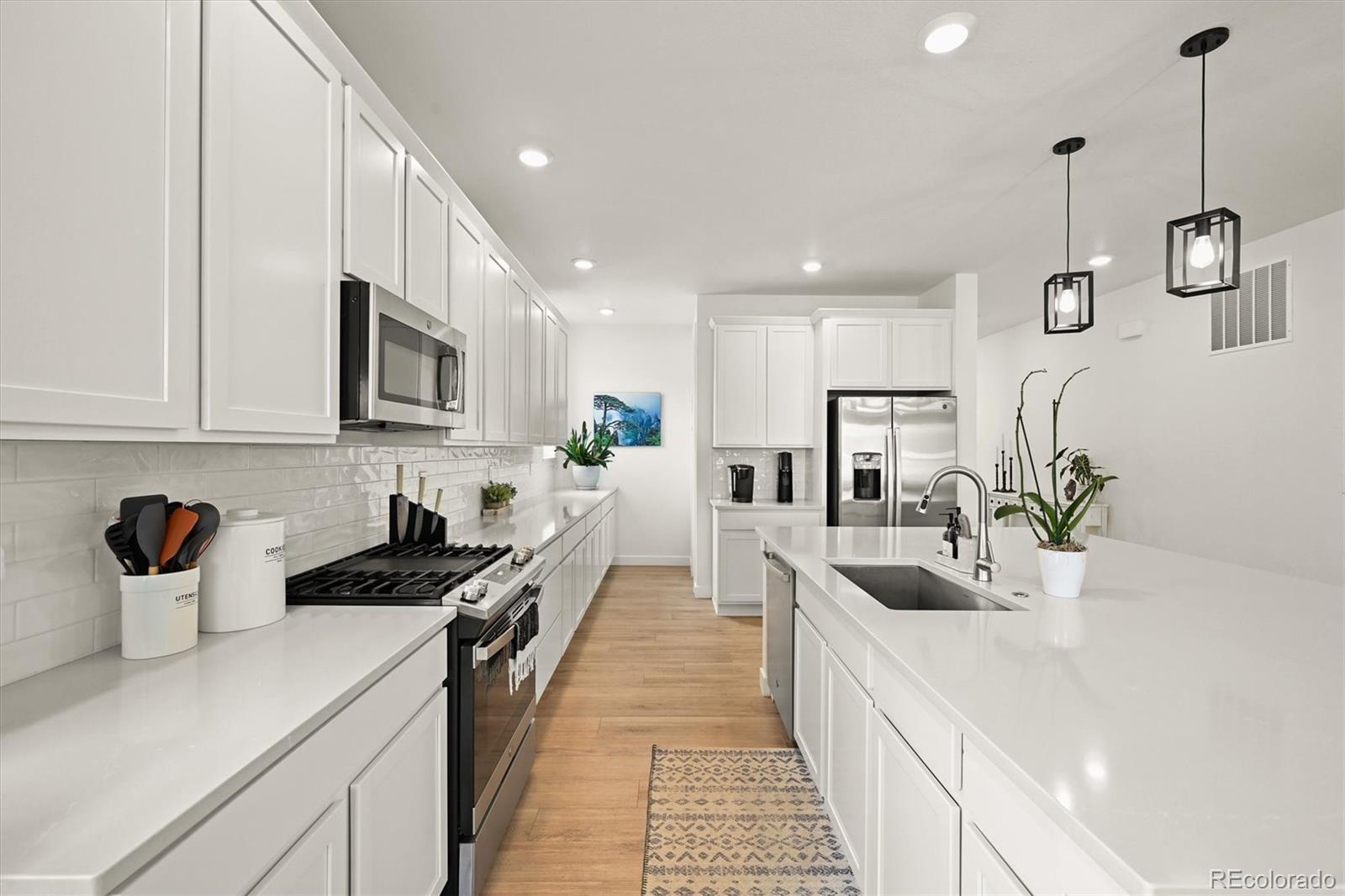 MLS Image #7 for 17765  faraday street,broomfield, Colorado