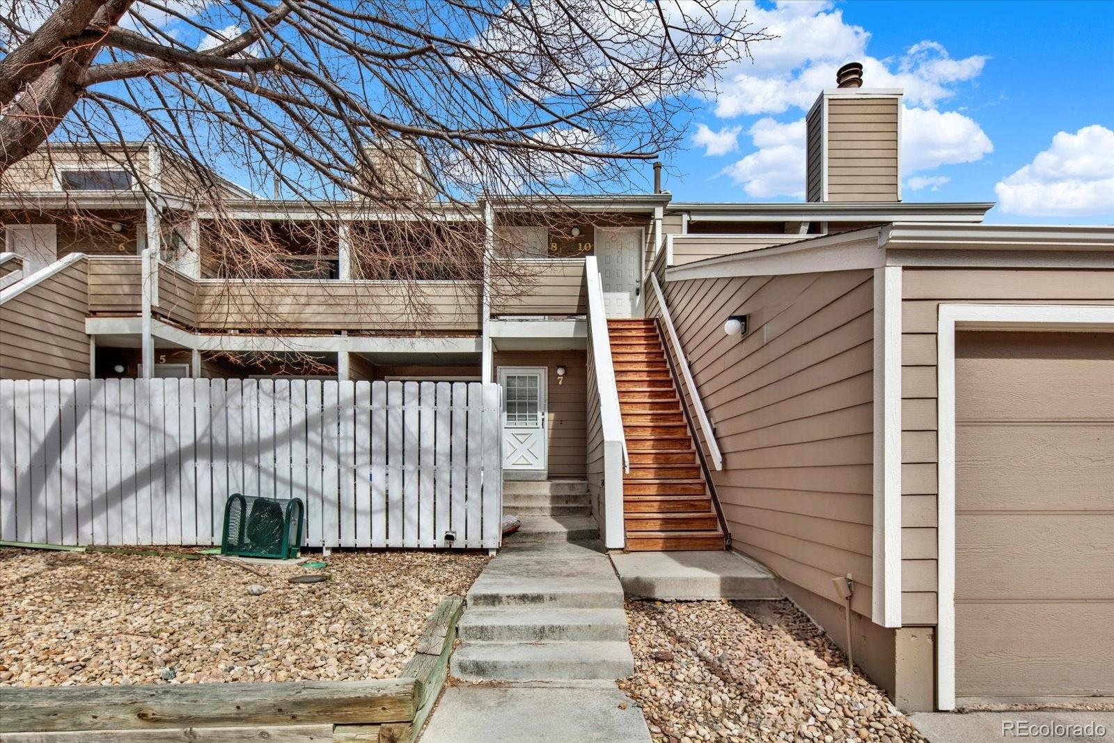 MLS Image #14 for 8055 e colorado avenue,denver, Colorado