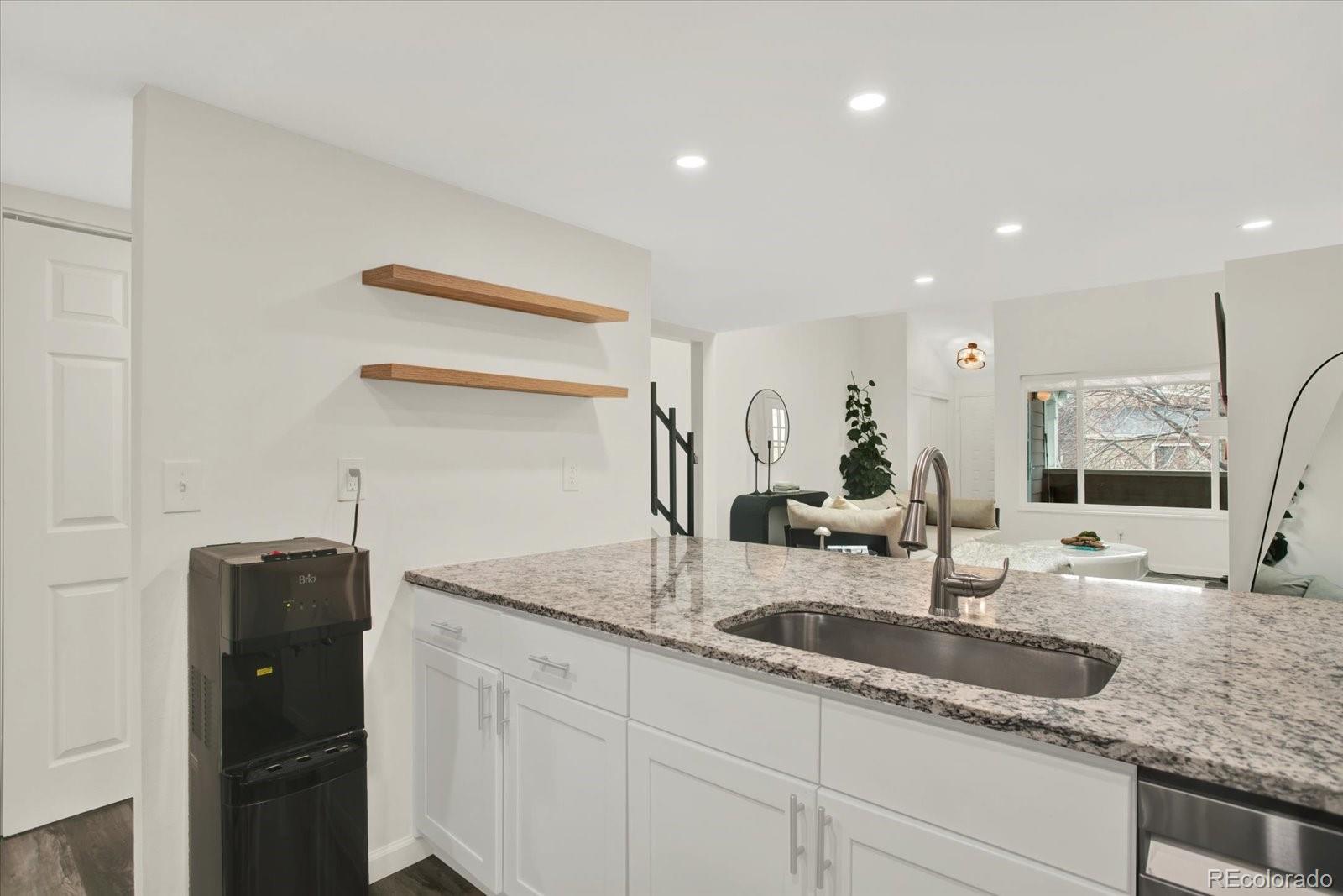 MLS Image #6 for 8055 e colorado avenue,denver, Colorado