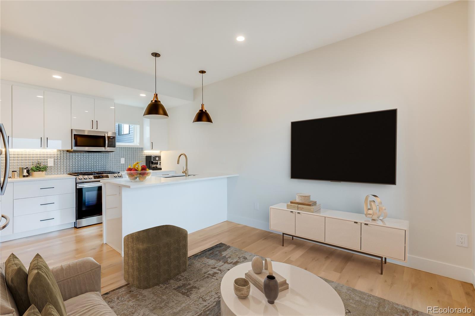 MLS Image #12 for 2400 s delaware street,denver, Colorado