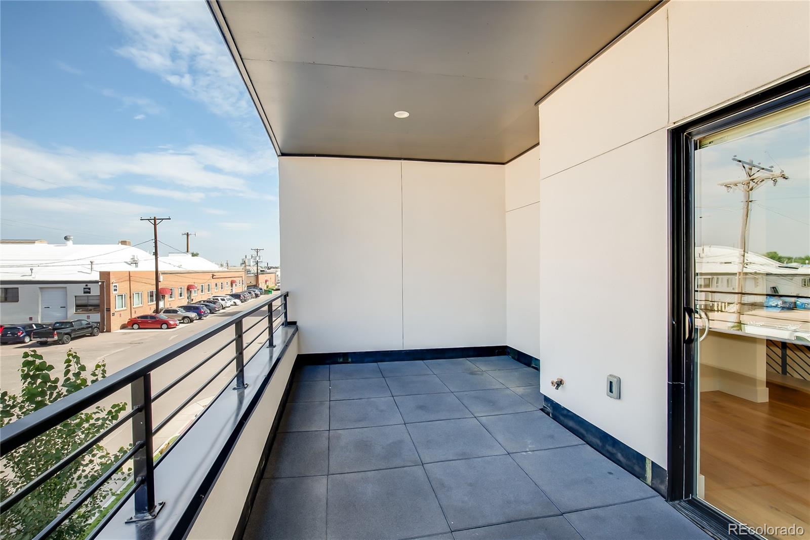 MLS Image #22 for 2400 s delaware street,denver, Colorado