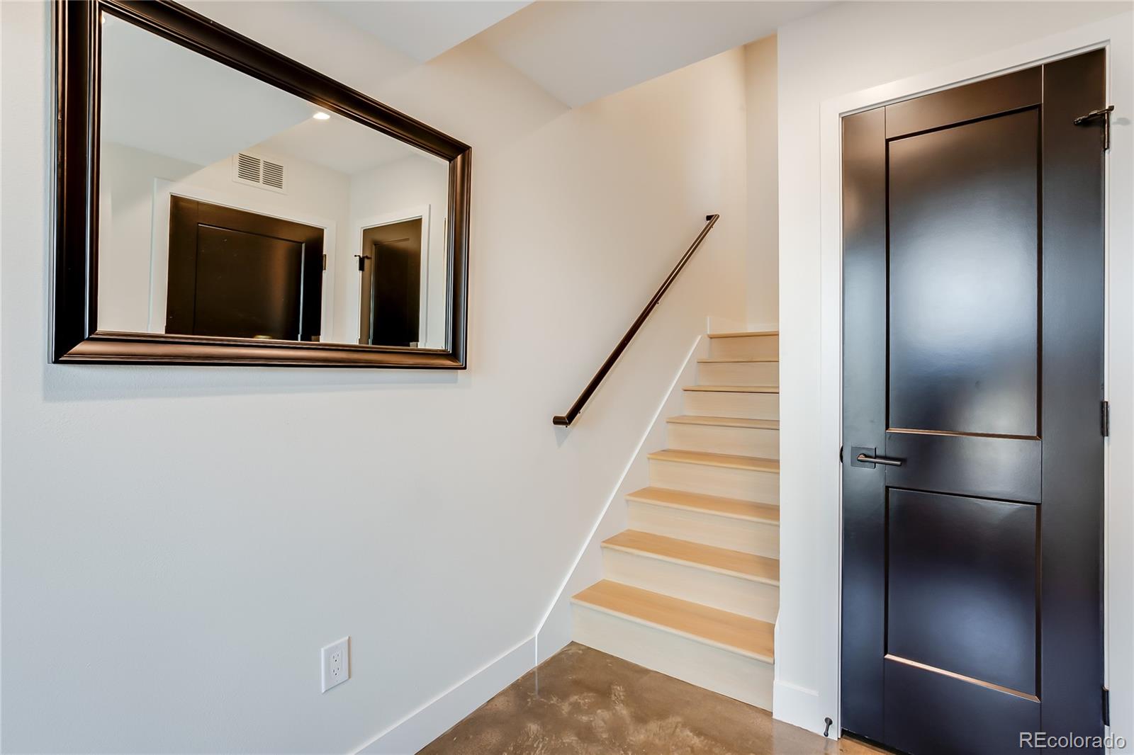 MLS Image #5 for 2400 s delaware street,denver, Colorado