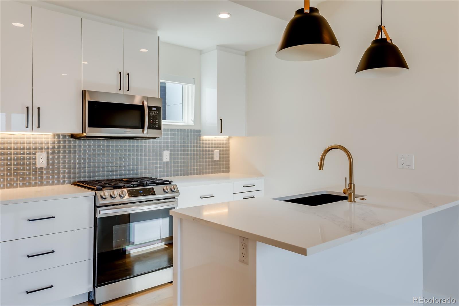 MLS Image #8 for 2400 s delaware street,denver, Colorado