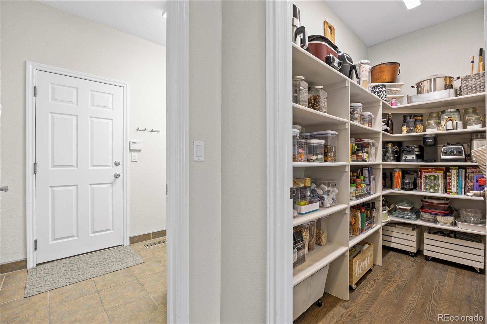 MLS Image #17 for 18126 e alamo drive,centennial, Colorado