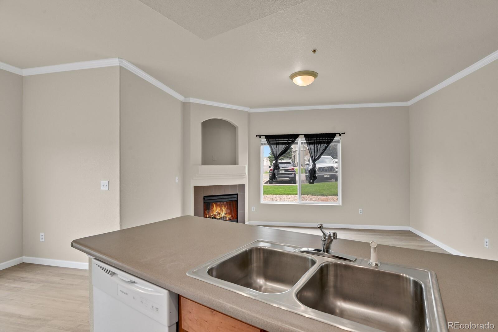 MLS Image #14 for 1801 s dunkirk street,aurora, Colorado