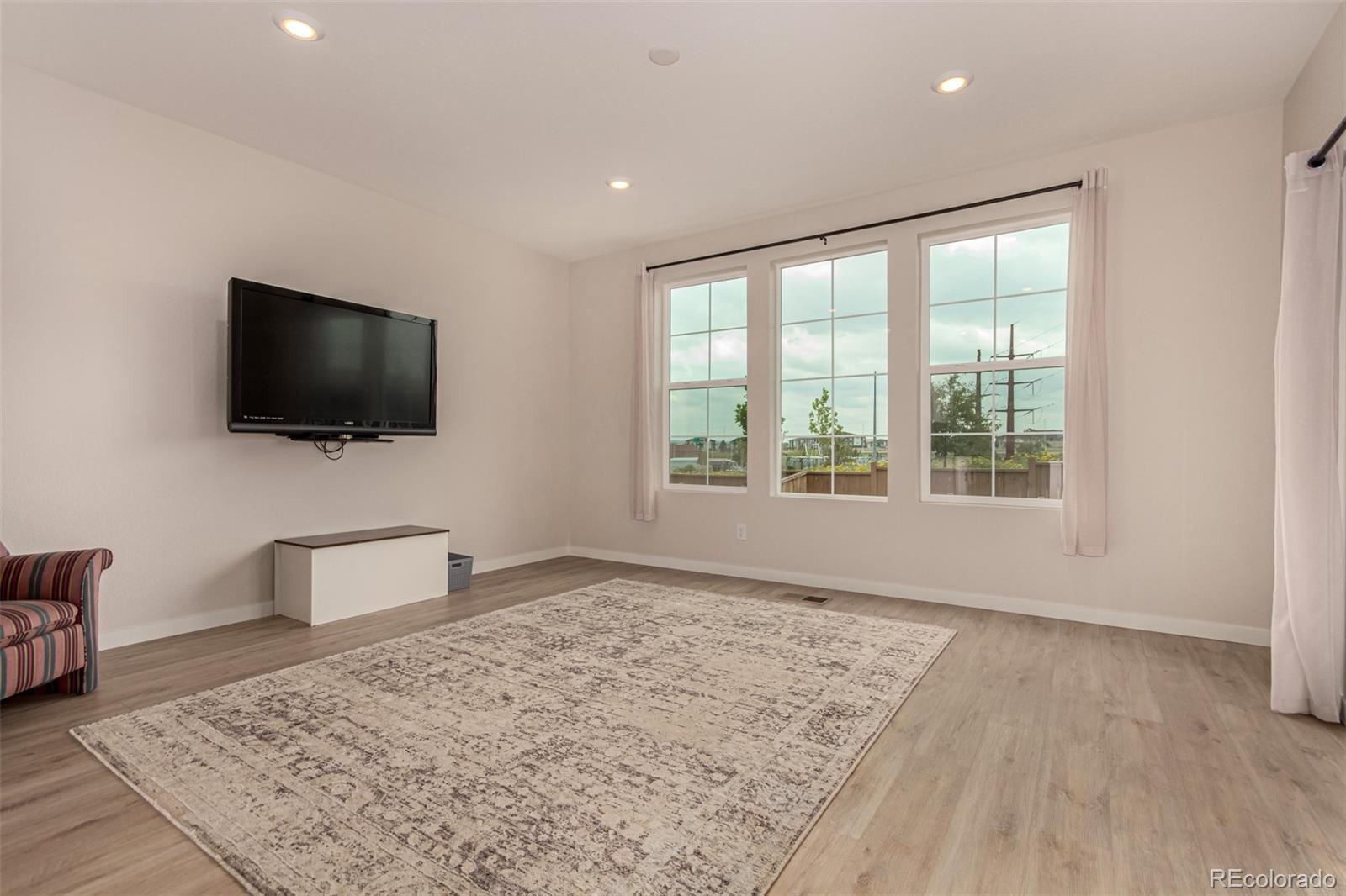 MLS Image #5 for 16432  snowbourn drive,parker, Colorado