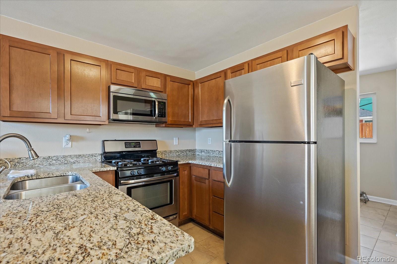 MLS Image #15 for 1561  phoenix court,thornton, Colorado