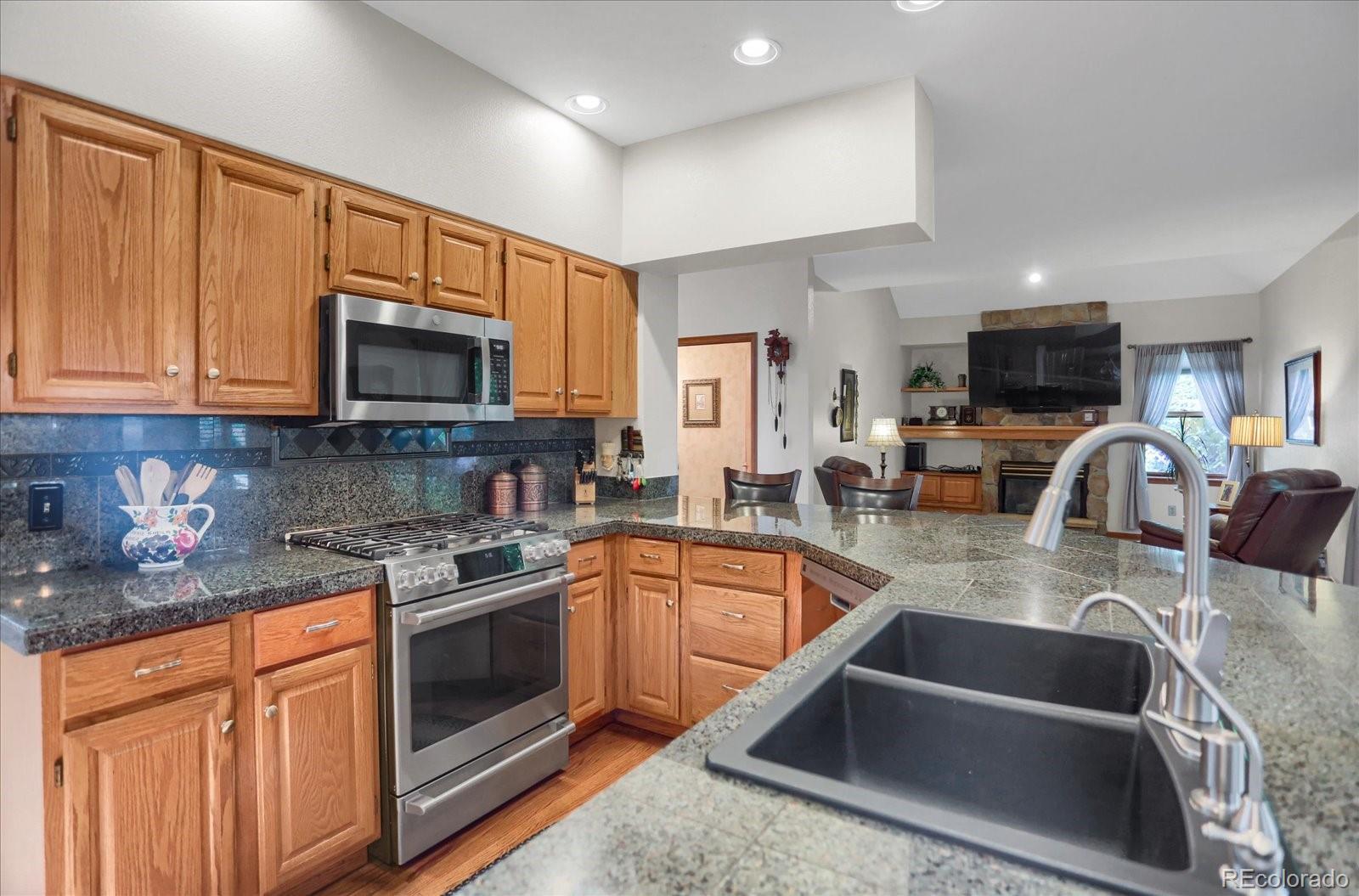 MLS Image #8 for 6112  alkire court,arvada, Colorado