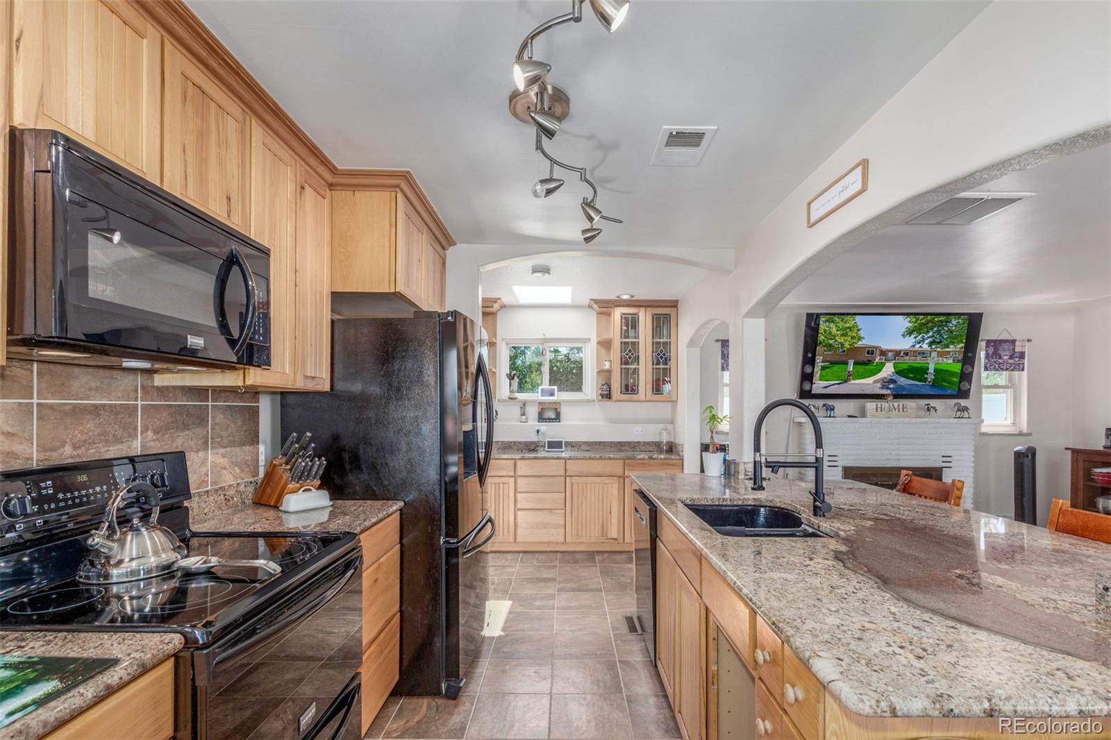 MLS Image #10 for 17450 e 14th drive,aurora, Colorado