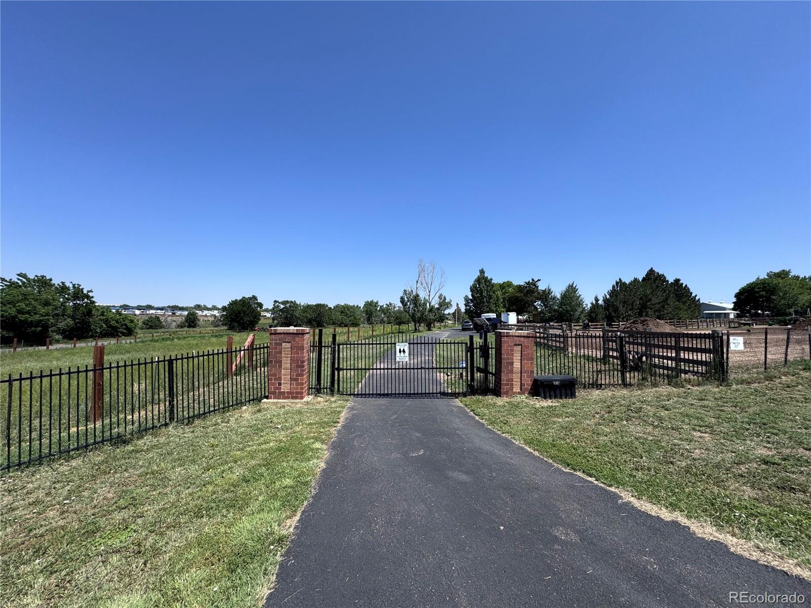 MLS Image #2 for 17450 e 14th drive,aurora, Colorado