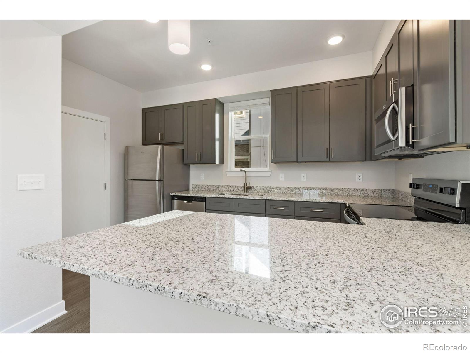 MLS Image #7 for 3614  loggers lane,fort collins, Colorado