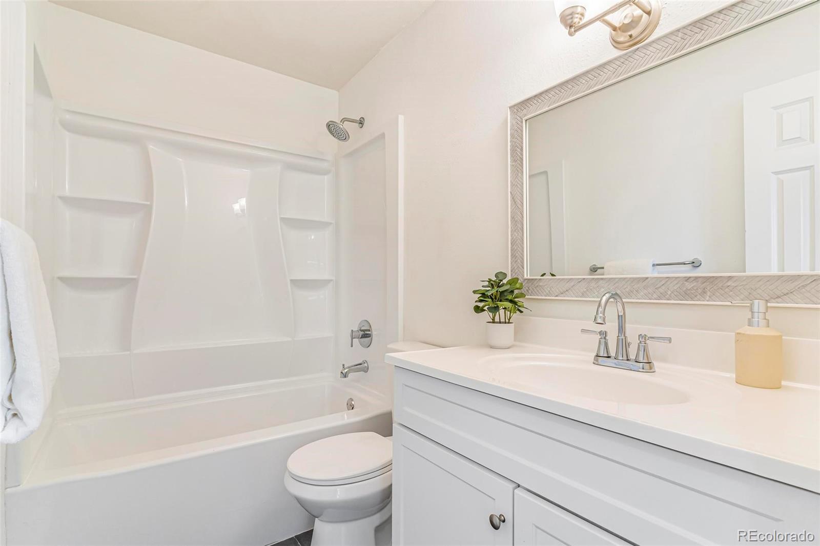MLS Image #6 for 2231 s vaughn way 317 b,aurora, Colorado