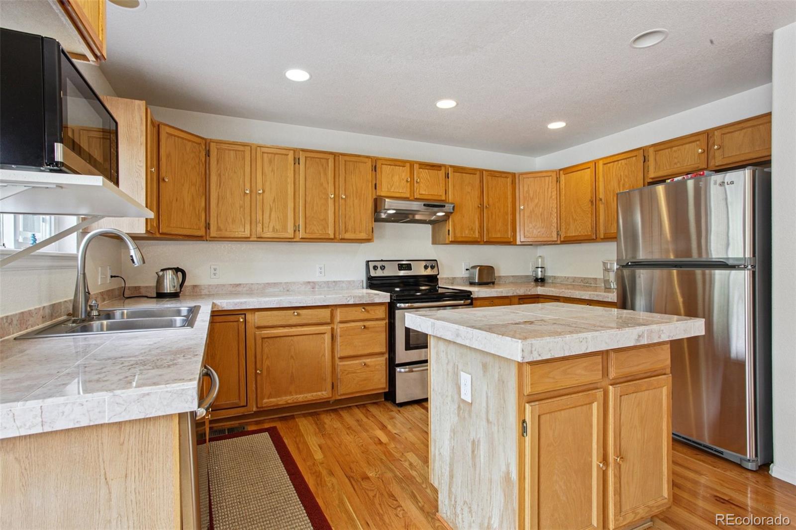 MLS Image #7 for 3575 w hamilton place,denver, Colorado
