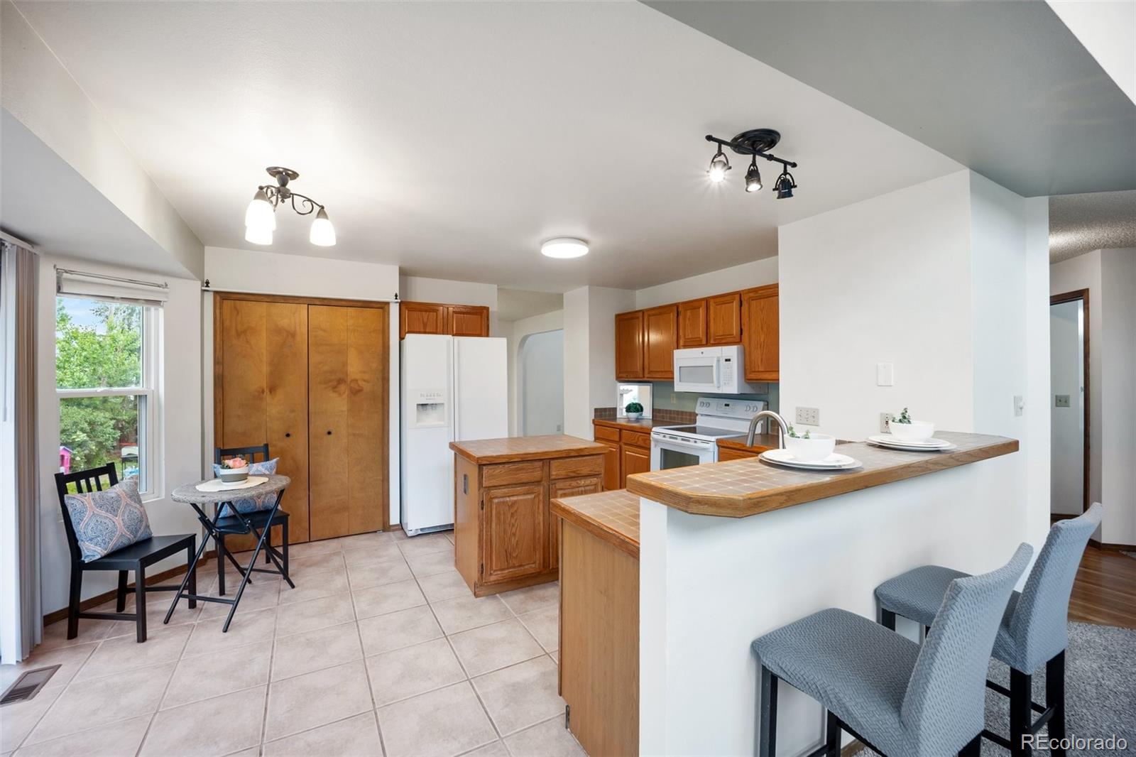 MLS Image #10 for 2035  springcrest road,colorado springs, Colorado