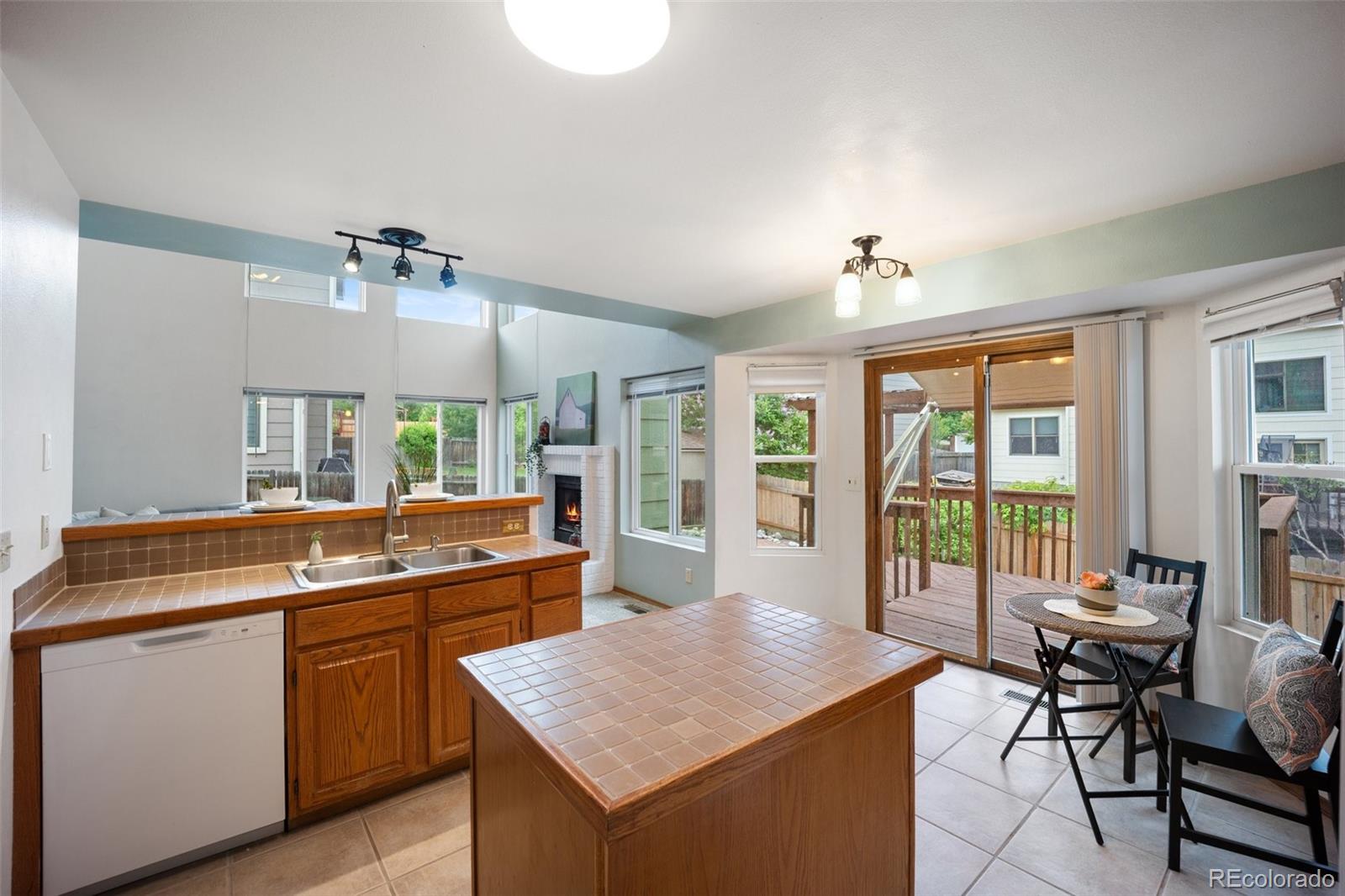 MLS Image #11 for 2035  springcrest road,colorado springs, Colorado