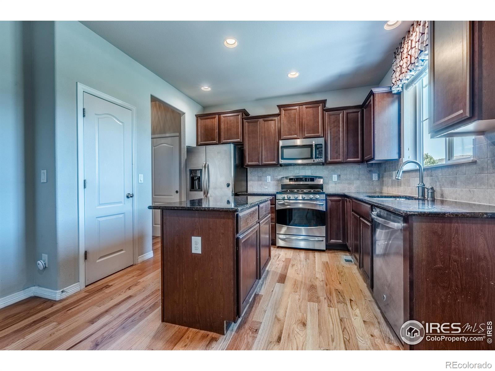 MLS Image #16 for 1873  trevor circle,longmont, Colorado