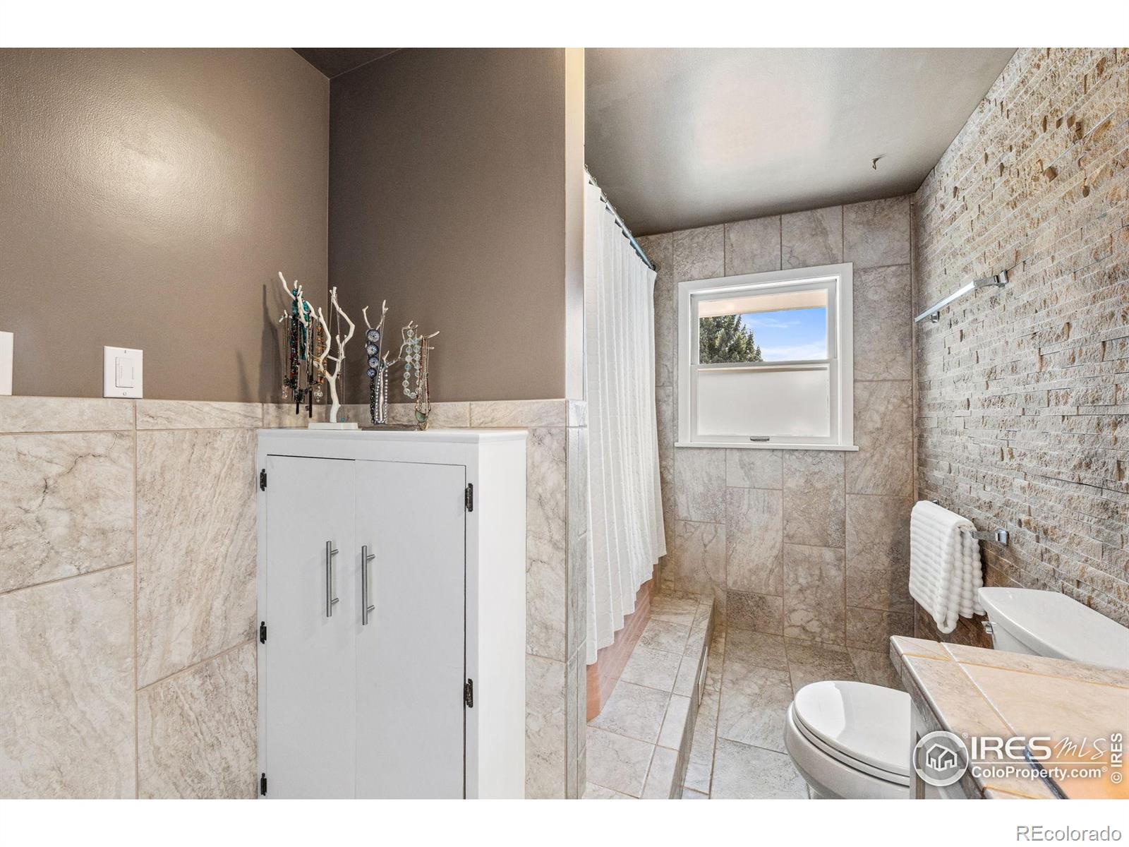 MLS Image #19 for 2125  rangeview lane,longmont, Colorado