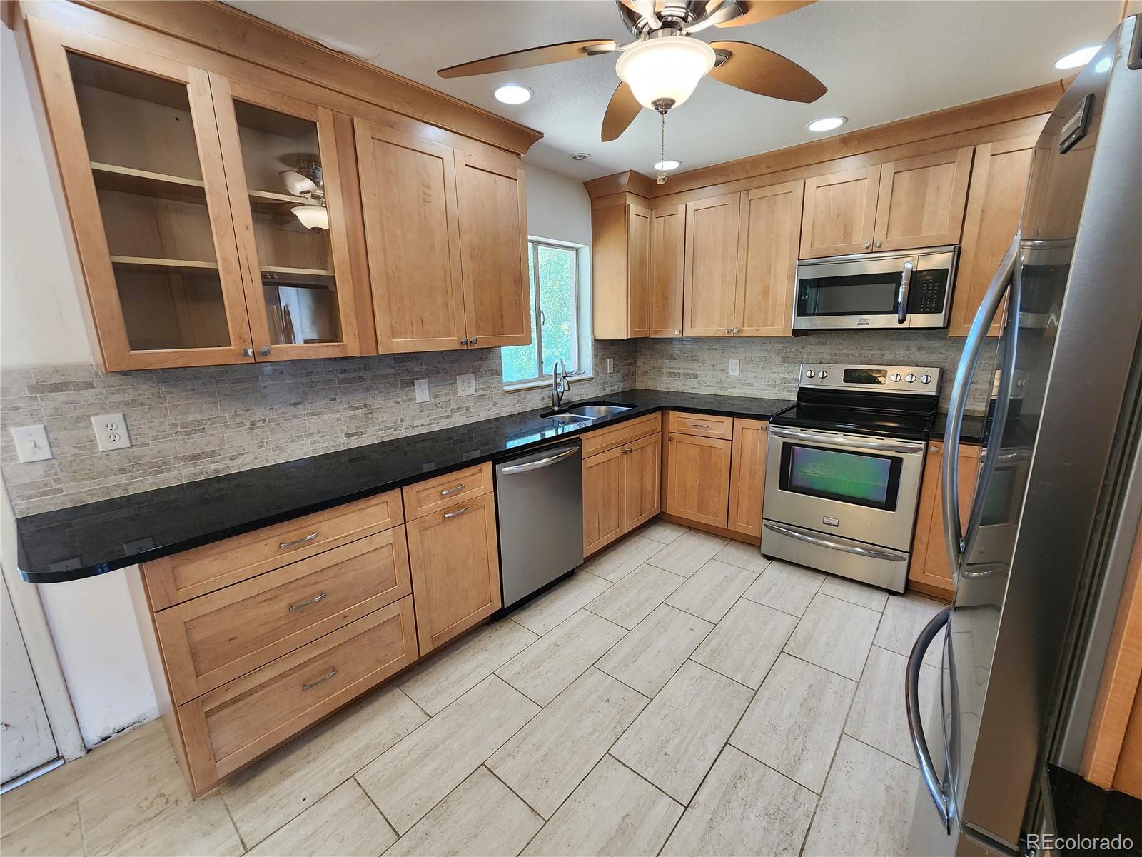 MLS Image #16 for 6525 e harvard avenue,denver, Colorado