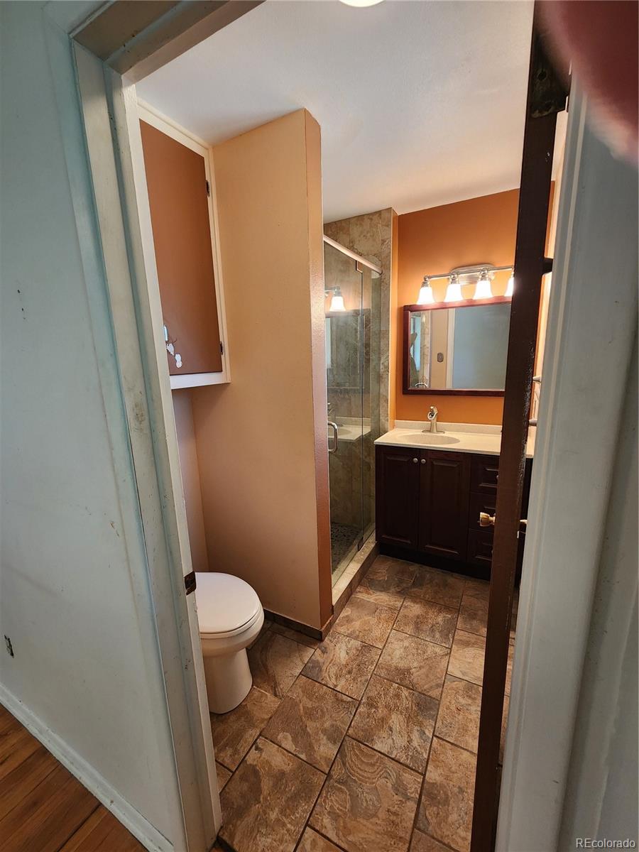 MLS Image #8 for 6525 e harvard avenue,denver, Colorado