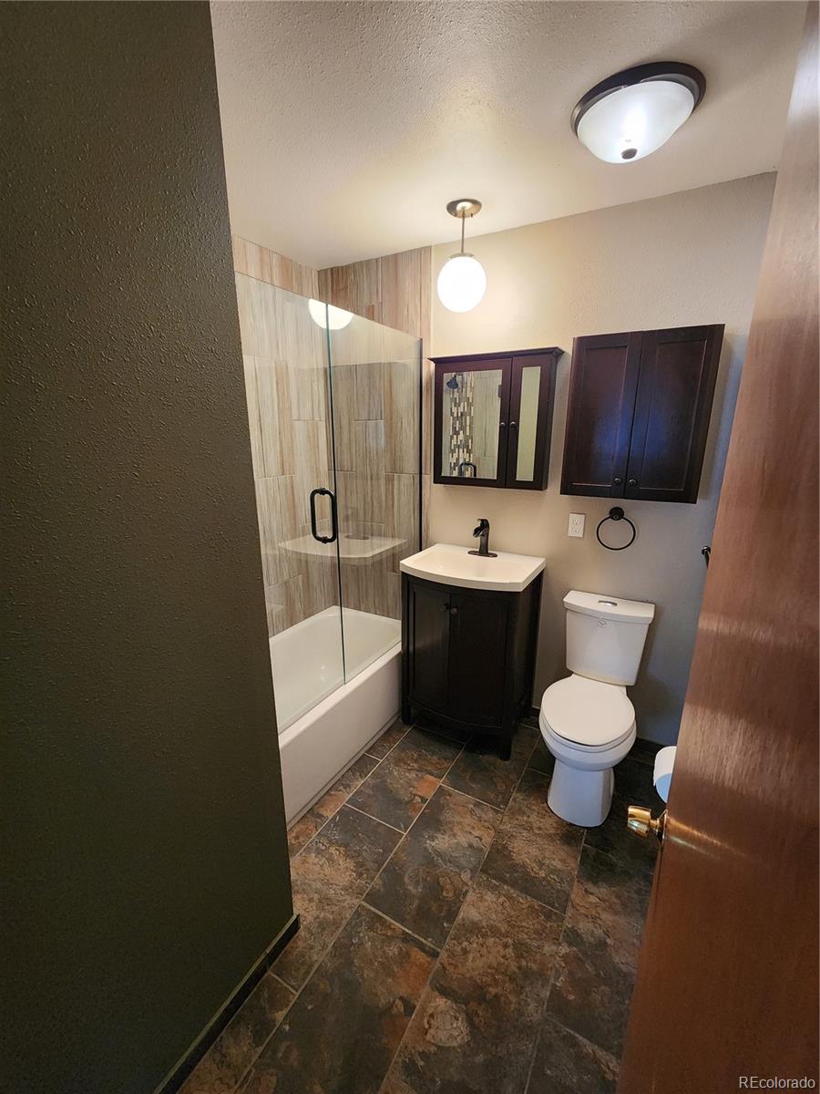 MLS Image #9 for 6525 e harvard avenue,denver, Colorado