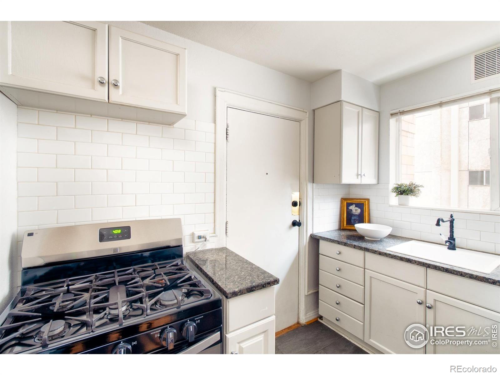 MLS Image #19 for 1100  colorado boulevard,denver, Colorado