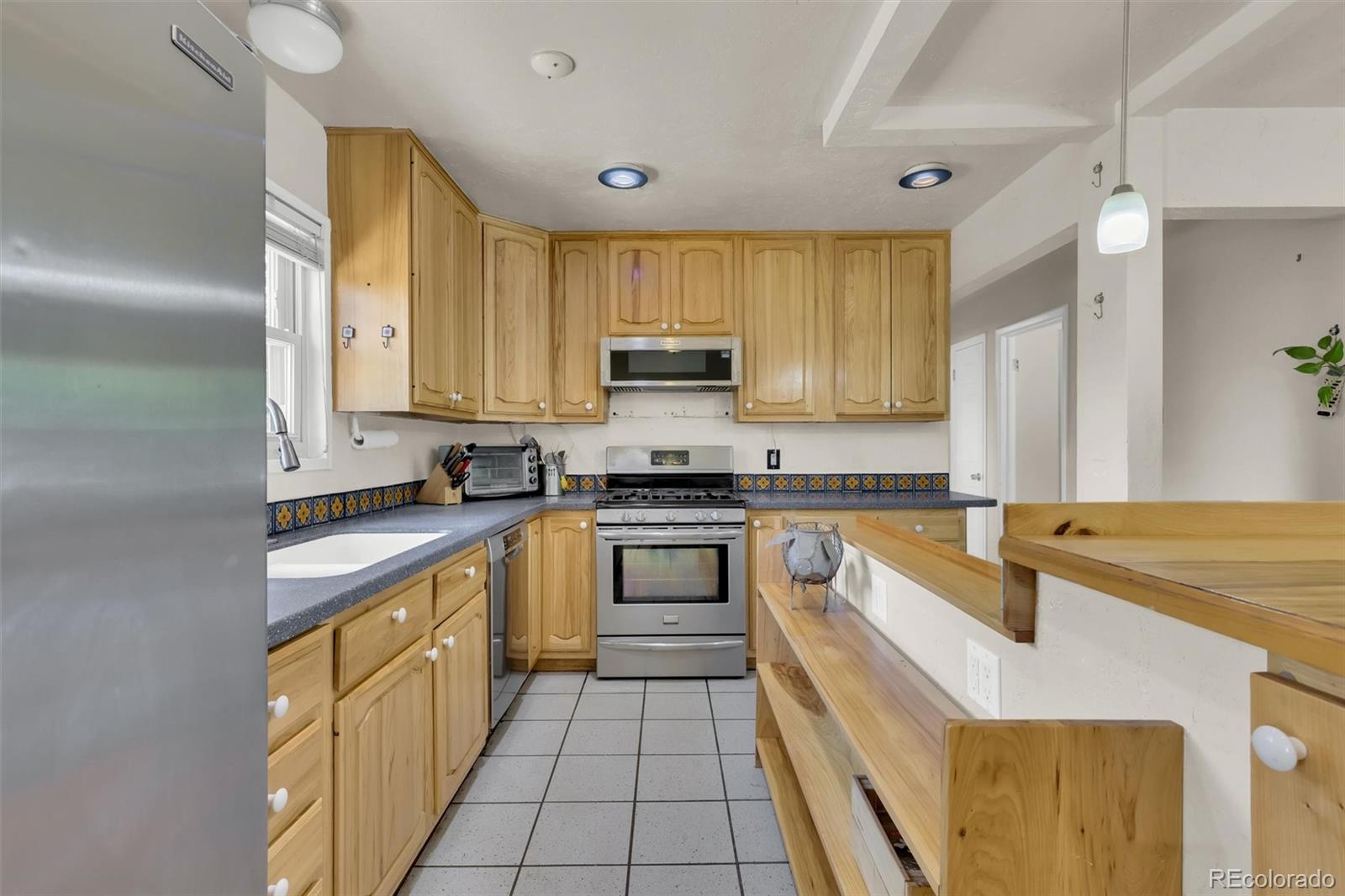 MLS Image #13 for 1225 s honey way,denver, Colorado